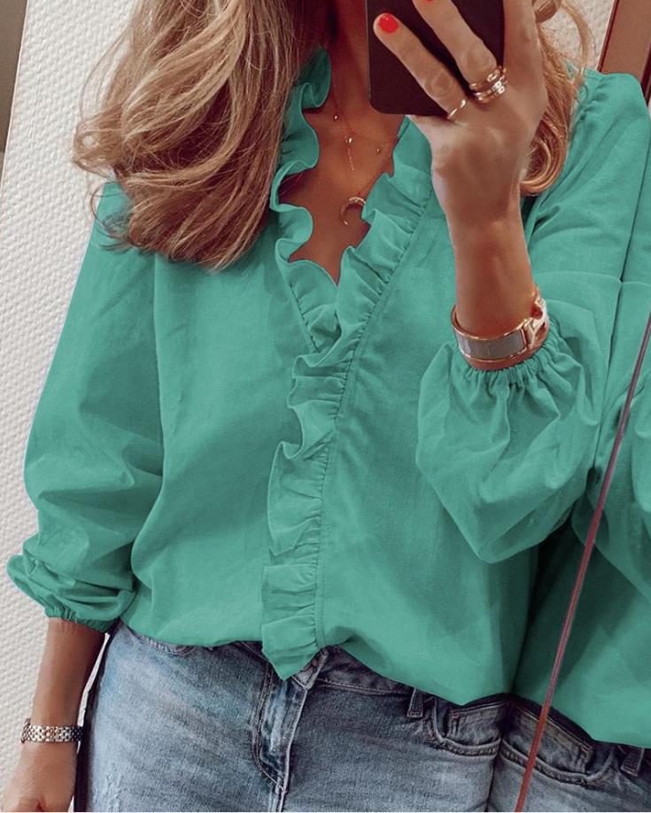 Women’s Ruffled V-Neck Blouse | Elegant Fit | Soft & Feminine Style